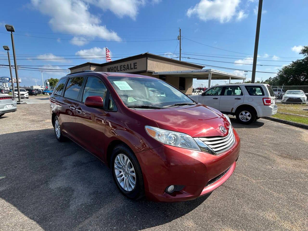 2015 Toyota Sienna XLE — Minivan — 112,092 mi — Pensacola, FL