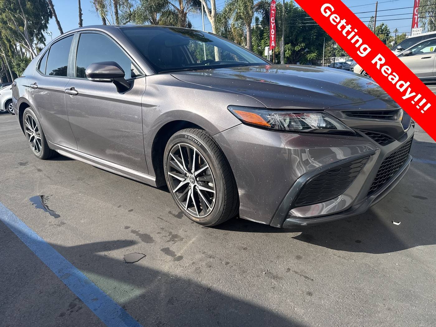 2022 Toyota Camry SE — Sedan — 37,478 mi — Los Angeles, CA