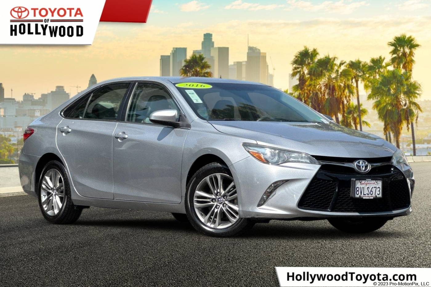 2016 Toyota Camry SE — Sedan — 27,699 mi — Los Angeles, CA