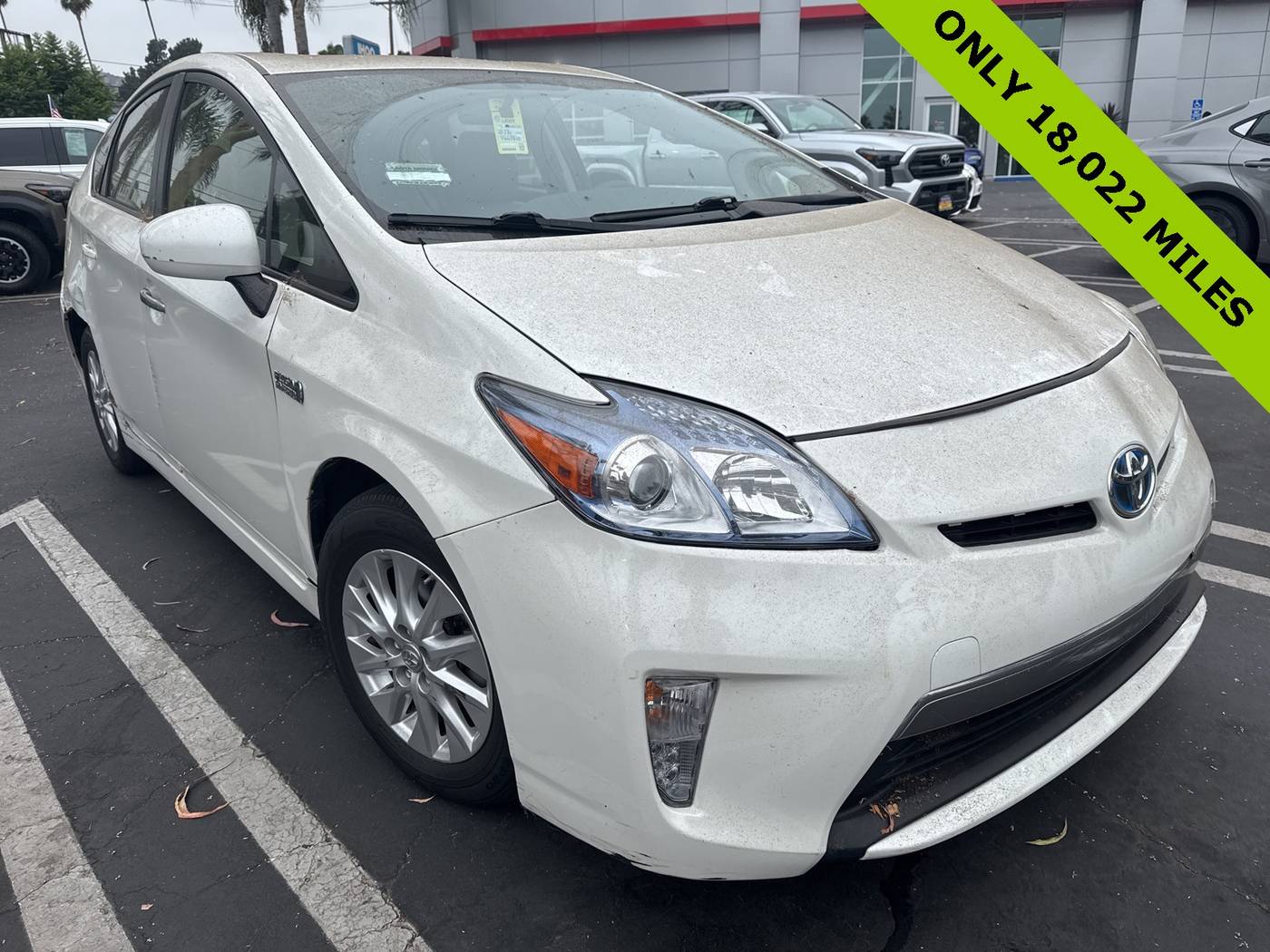 2015 Toyota Prius Advanced — Hatchback — 18,045 mi — Los Angeles, CA