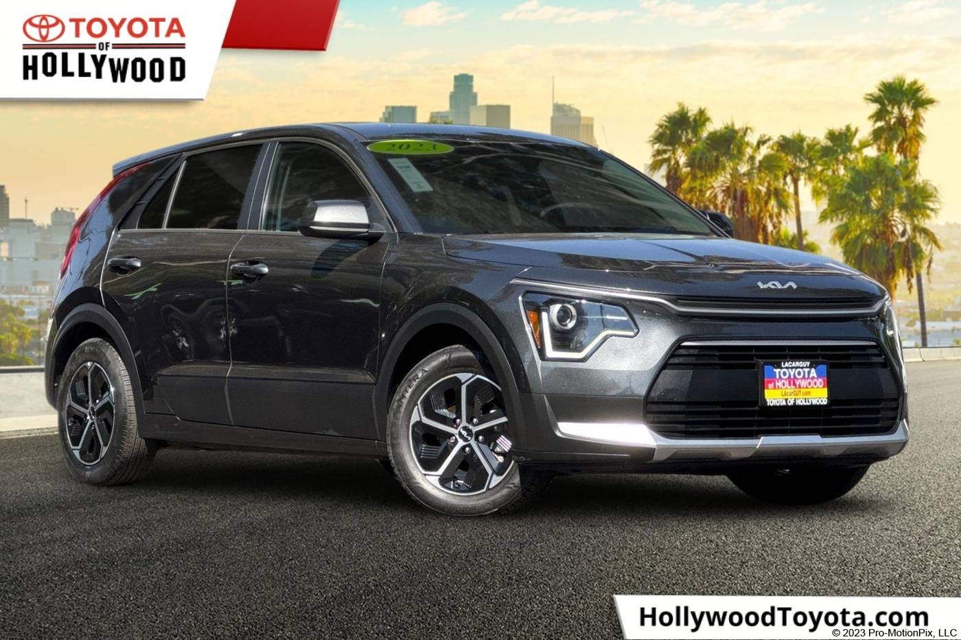 2023 Kia Niro Hybrid LX — SUV — 25,200 mi — Los Angeles, CA