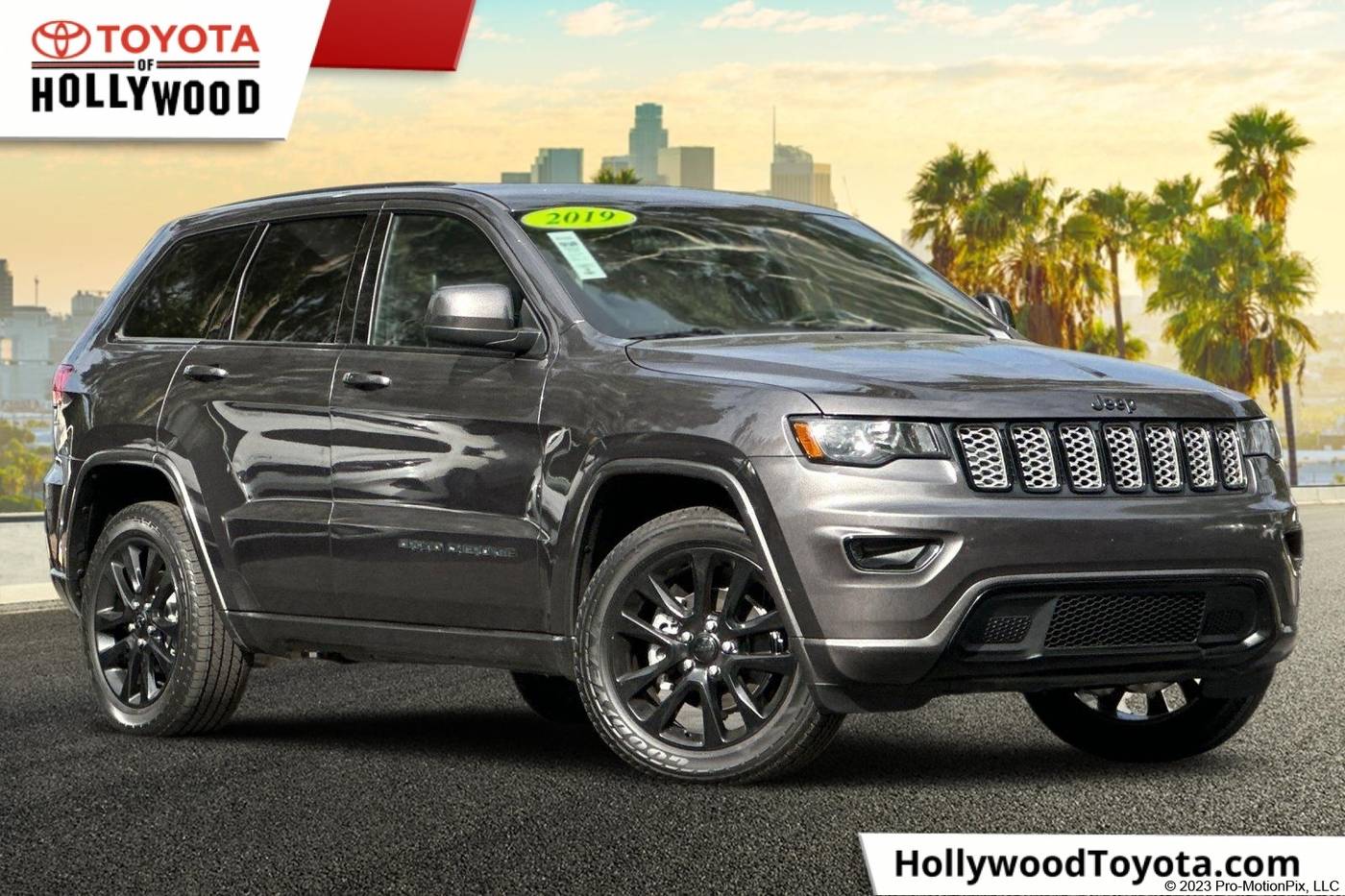 2019 Jeep Grand Cherokee Altitude — SUV — 94,640 mi — Los Angeles, CA