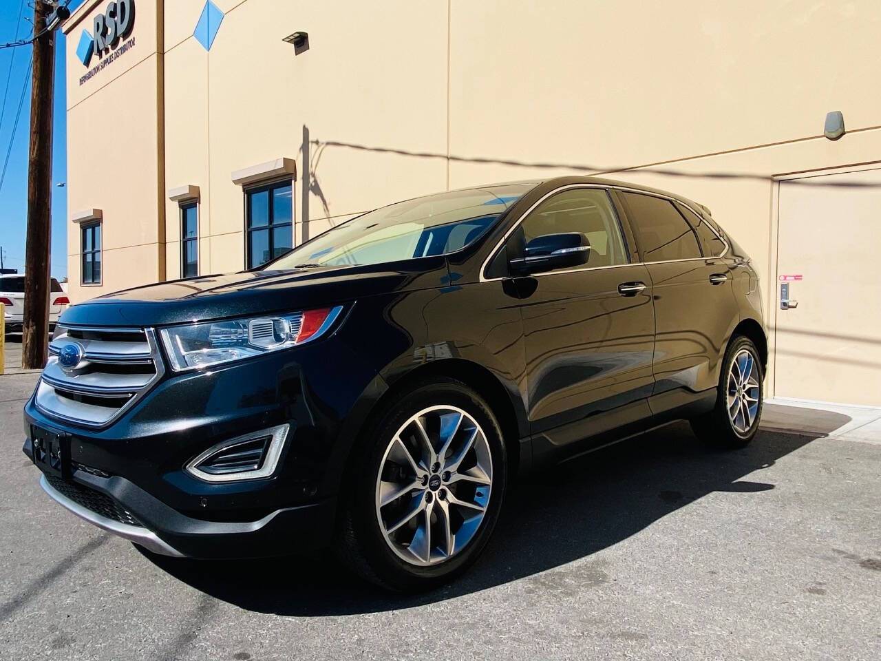 2015 Ford Edge Titanium — SUV — 196,434 mi — Las Vegas, NV