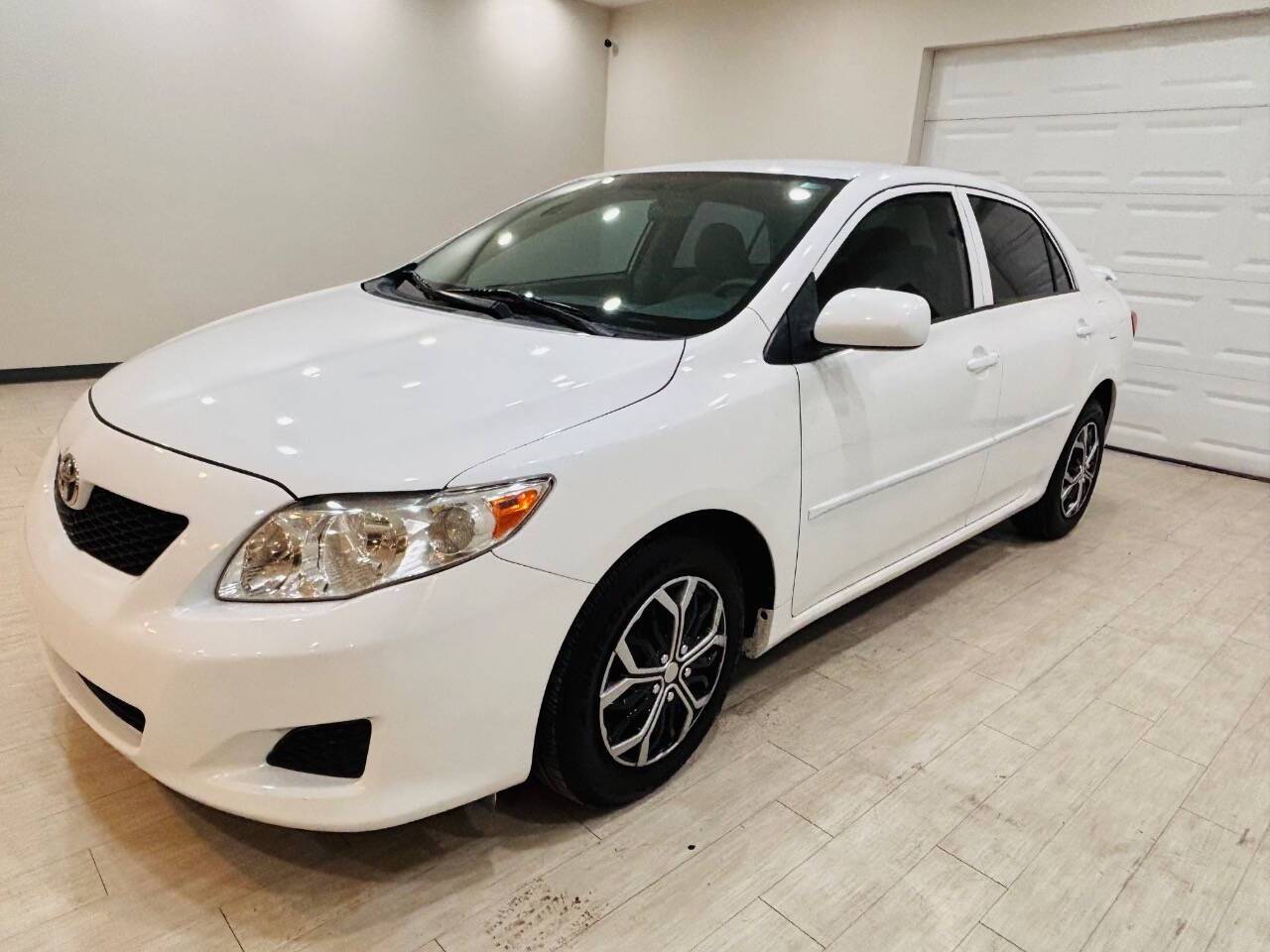 2009 Toyota Corolla LE — Sedan — 175,257 mi — Las Vegas, NV