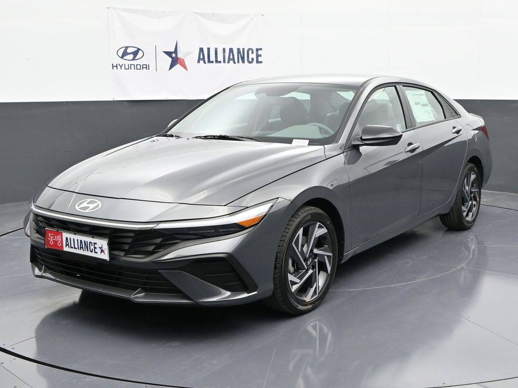 2025 Hyundai Elantra SEL Sport — Sedan — 3,147 mi — Fort Worth, TX