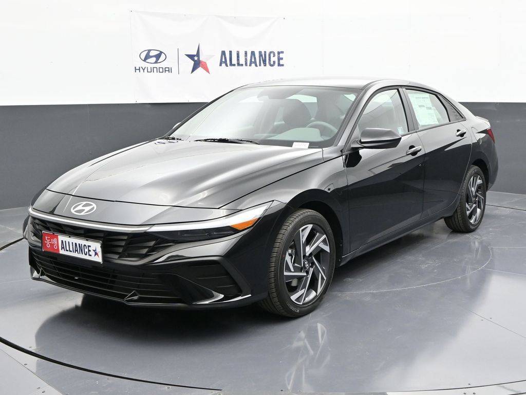 2025 Hyundai Elantra SEL Sport — Sedan — 4,423 mi — Fort Worth, TX