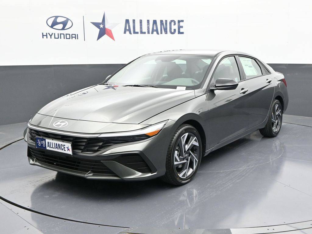 2025 Hyundai Elantra SEL Sport — Sedan — 5,707 mi — Fort Worth, TX