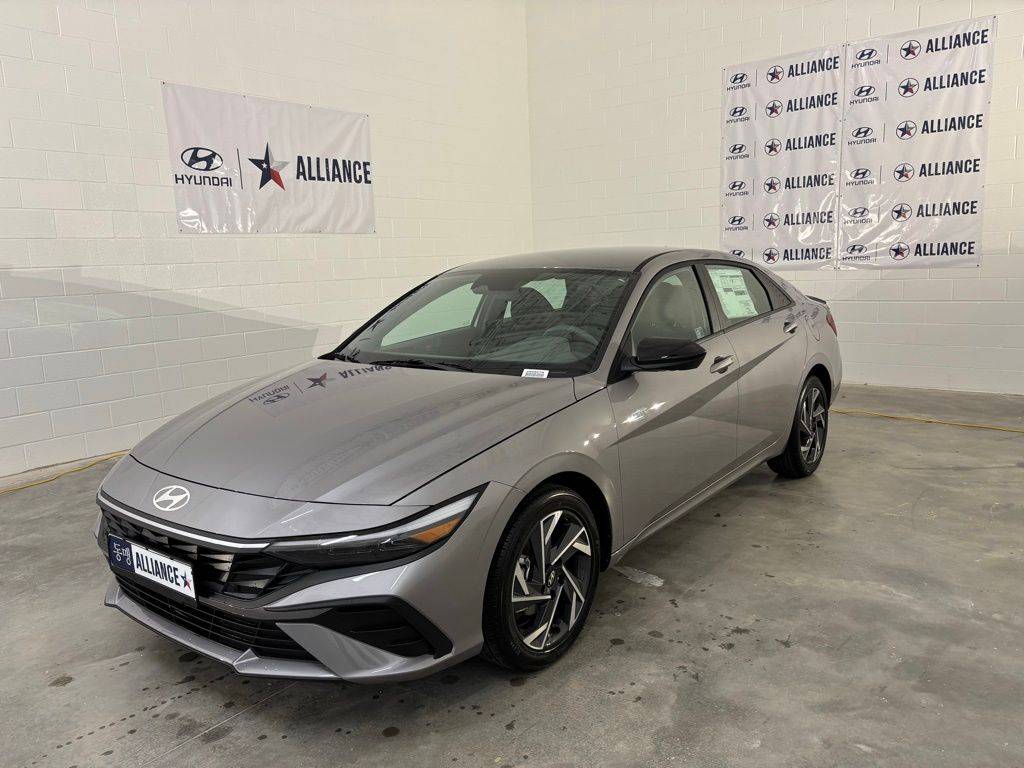 2025 Hyundai Elantra SEL Sport — Sedan — 4,635 mi — Fort Worth, TX