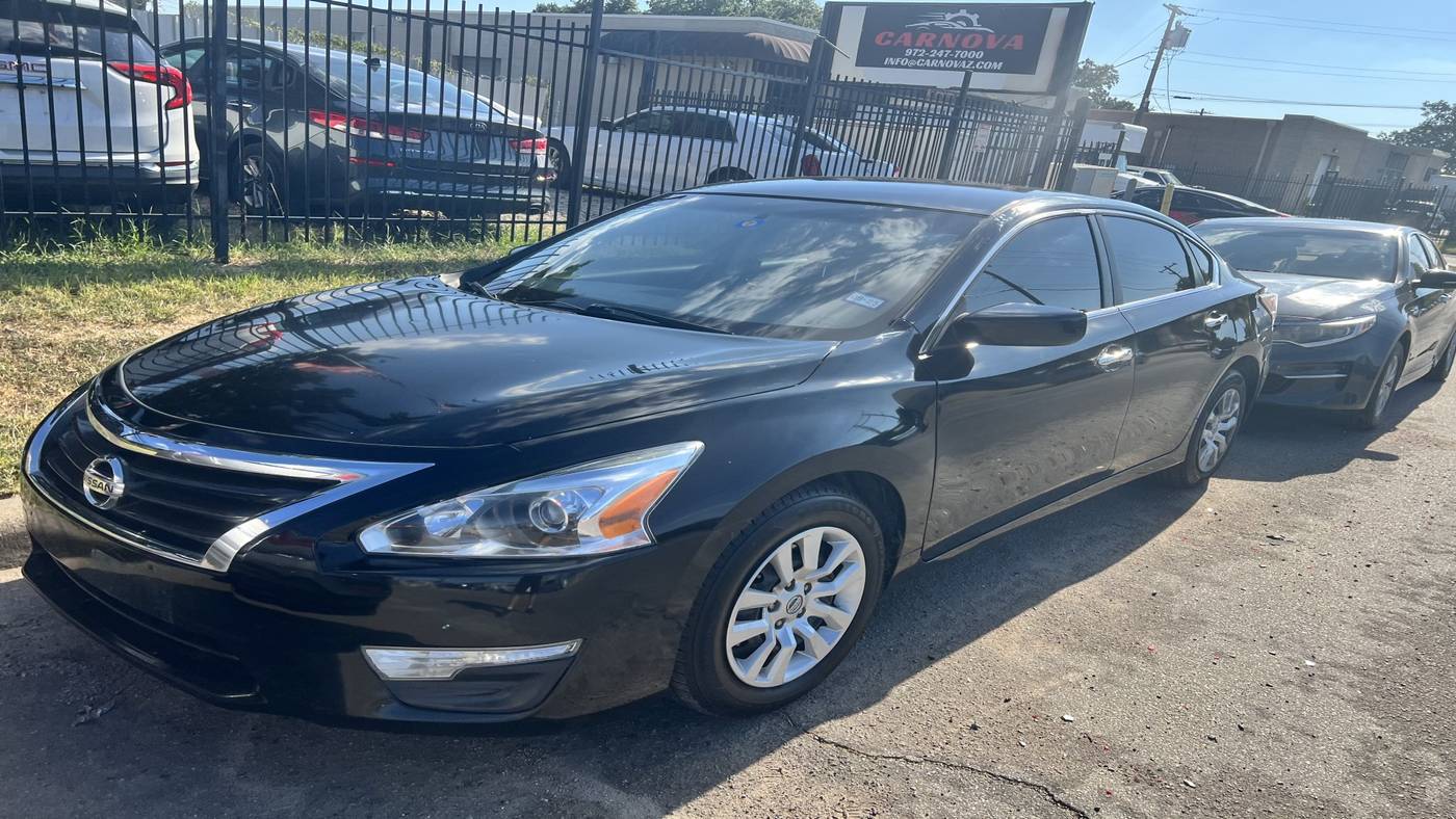 2015 Nissan Altima 2.5 — Sedan — 190,005 mi — Dallas, TX