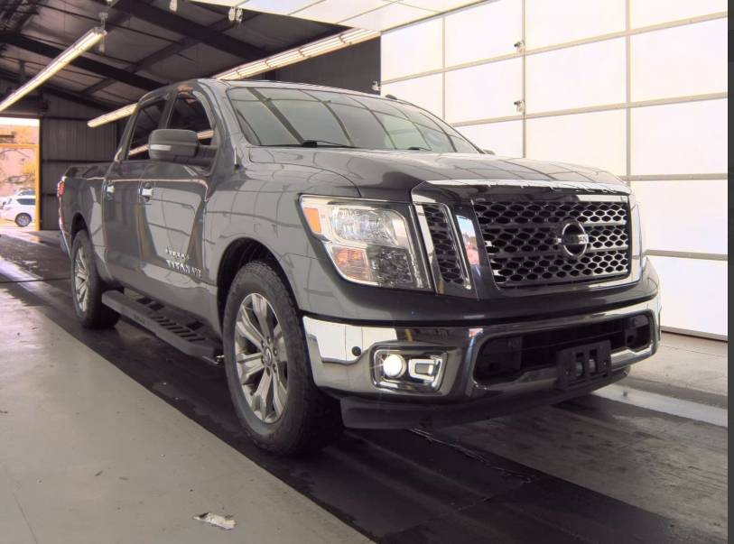2019 Nissan Titan SV — Pickup Truck — 158,128 mi — Dallas, TX