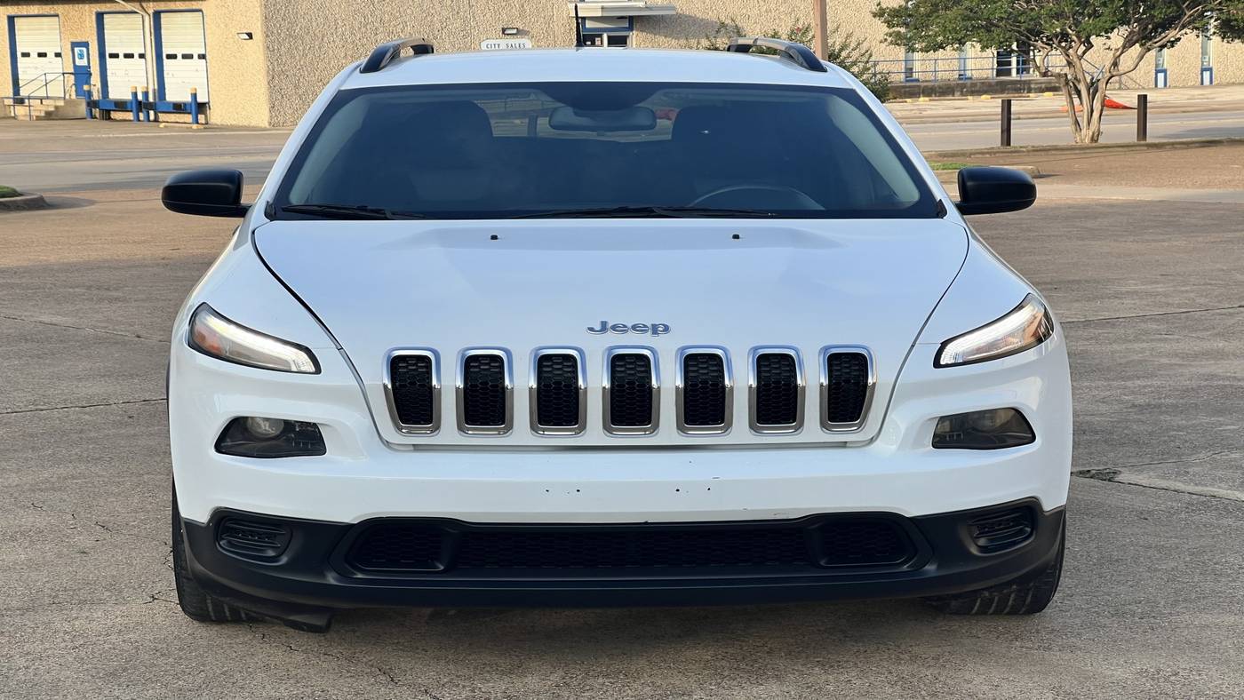2017 Jeep Cherokee Sport — SUV — 134,919 mi — Dallas, TX