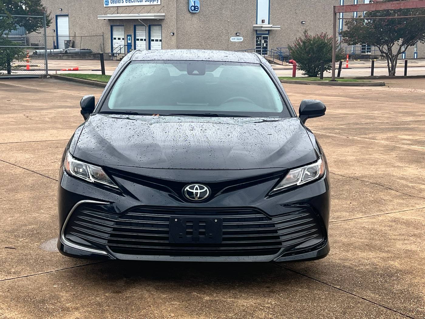 2022 Toyota Camry LE — Sedan — 105,301 mi — Dallas, TX