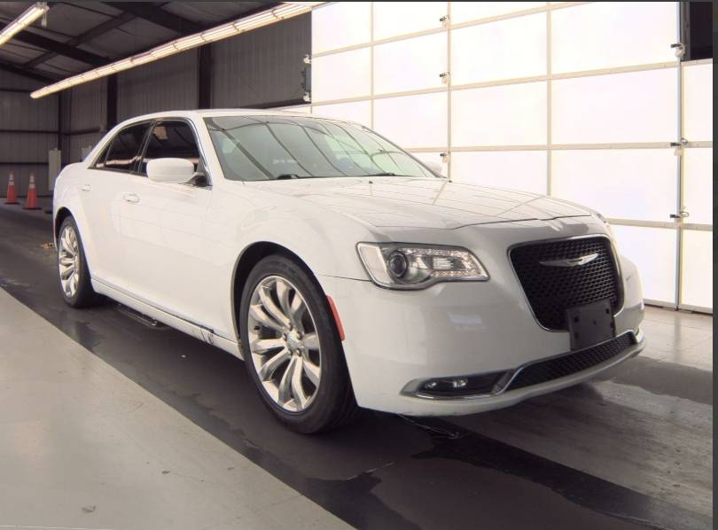2017 Chrysler 300 Limited — Sedan — 134,451 mi — Dallas, TX
