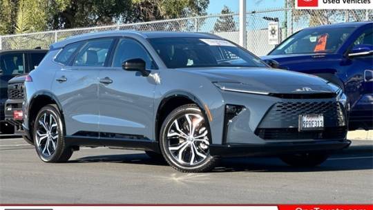 2025 Toyota Crown Signia XLE — SUV — 1,656 mi — Oakland, CA