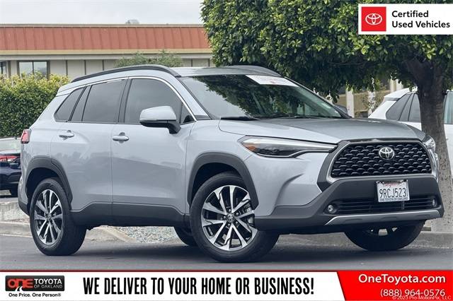 2024 Toyota Corolla Cross XLE — SUV — 10,281 mi — Oakland, CA