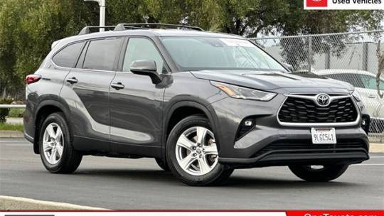 2022 Toyota Highlander LE — SUV — 30,675 mi — Oakland, CA