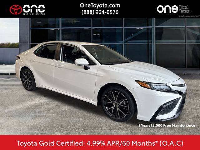 2023 Toyota Camry SE — Sedan — 17,604 mi — Oakland, CA