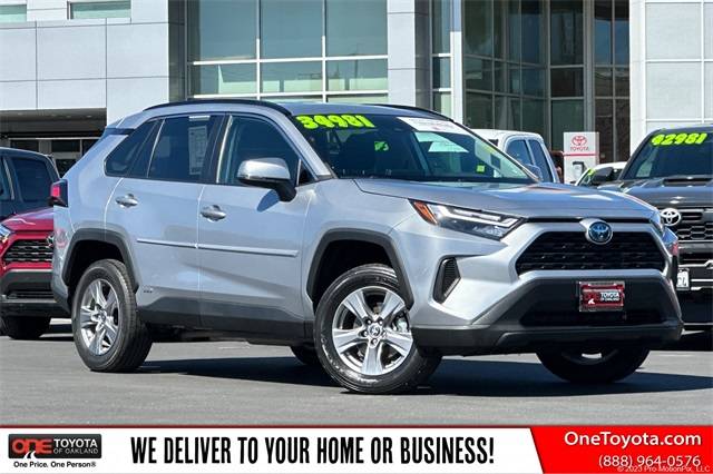 2023 Toyota RAV4 Hybrid LE — SUV — 20,872 mi — Oakland, CA