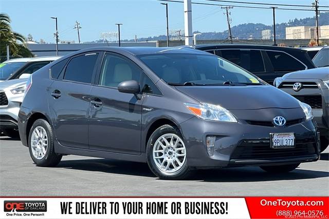 2015 Toyota Prius Two — Hatchback — 81,151 mi — Oakland, CA