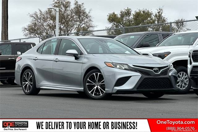 2018 Toyota Camry SE — Sedan — 86,613 mi — Oakland, CA