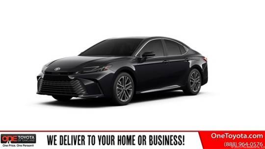 2025 Toyota Camry Hybrid XLE — Sedan — 39,552 mi — Oakland, CA