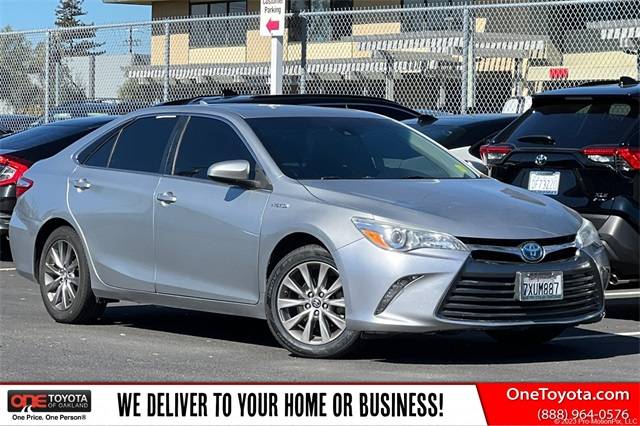 2017 Toyota Camry Hybrid XLE — Sedan — 117,912 mi — Oakland, CA