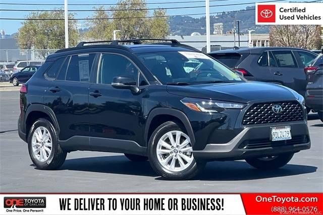 2022 Toyota Corolla Cross LE — SUV — 12,977 mi — Oakland, CA