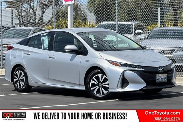 2018 Toyota Prius Prime Plus — Hatchback — 27,022 mi — Oakland, CA