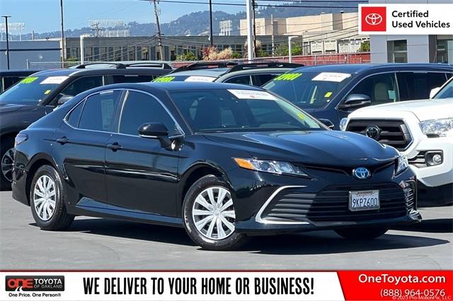 2024 Toyota Camry Hybrid LE — Sedan — 98,536 mi — Oakland, CA