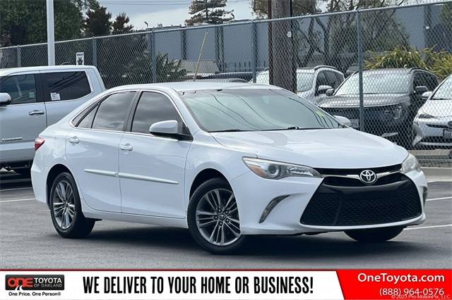 2017 Toyota Camry SE — Sedan — 115,117 mi — Oakland, CA