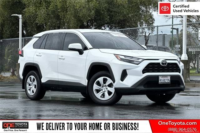 2024 Toyota RAV4 LE — SUV — 25,546 mi — Oakland, CA