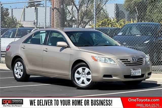 2007 Toyota Camry CE — Sedan — 111,609 mi — Oakland, CA