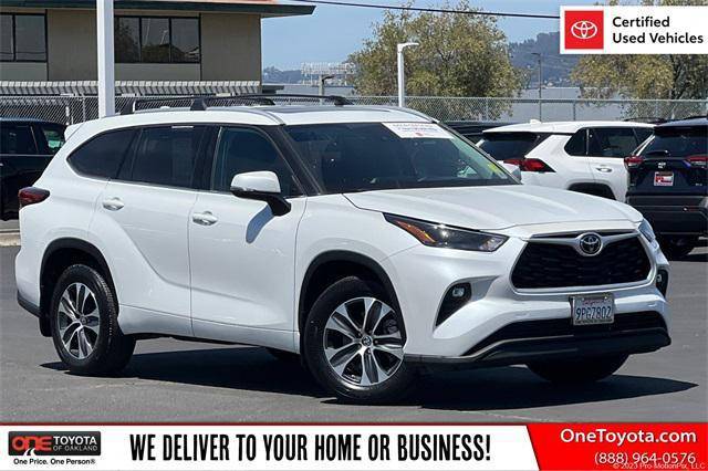 2022 Toyota Highlander XLE — SUV — 15,972 mi — Oakland, CA