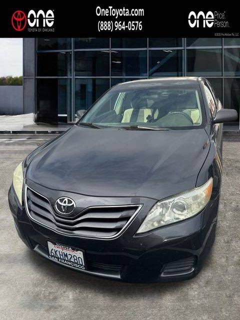 2010 Toyota Camry LE — Sedan — 174,577 mi — Oakland, CA