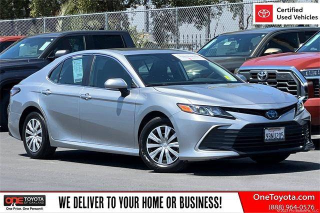 2022 Toyota Camry Hybrid LE — Sedan — 30,118 mi — Oakland, CA