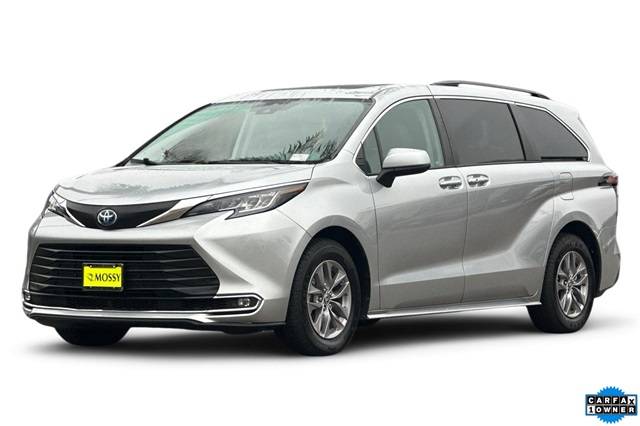 2023 Toyota Sienna XLE — Minivan — 76,433 mi — Lemon Grove, CA