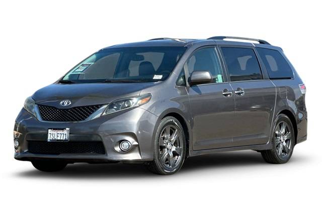 2017 Toyota Sienna SE — Minivan — 69,506 mi — Lemon Grove, CA