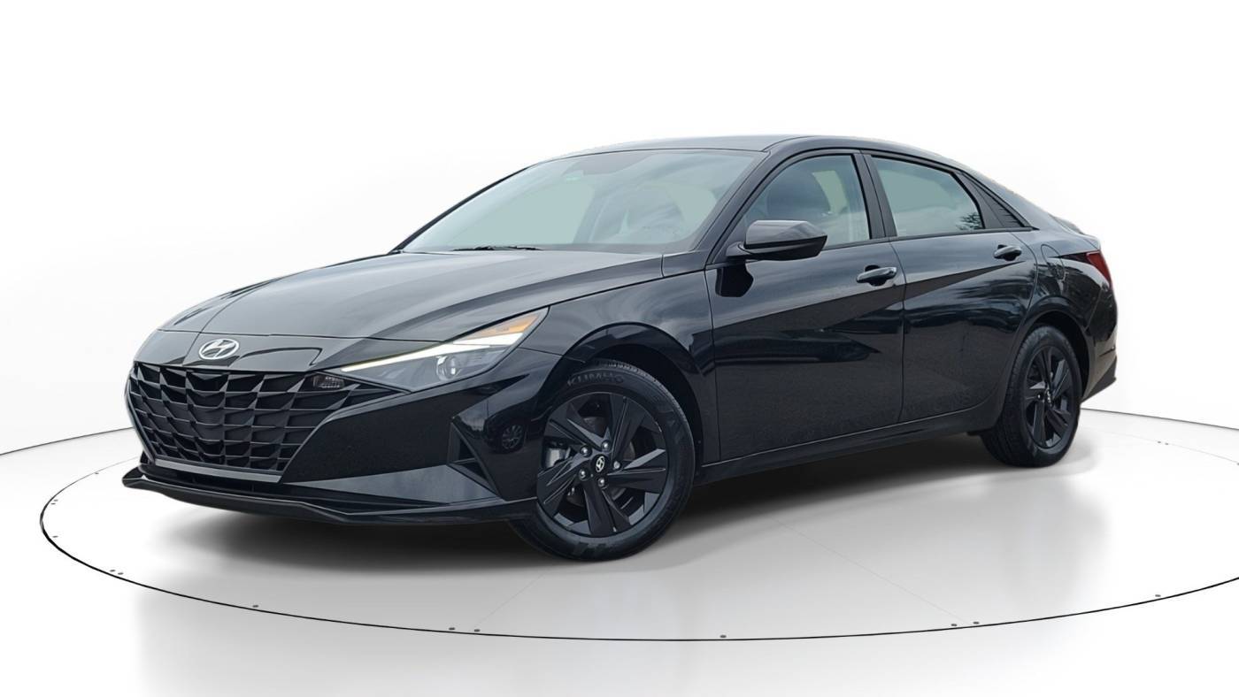 2022 Hyundai Elantra SEL — Sedan — 35,899 mi — Tampa, FL