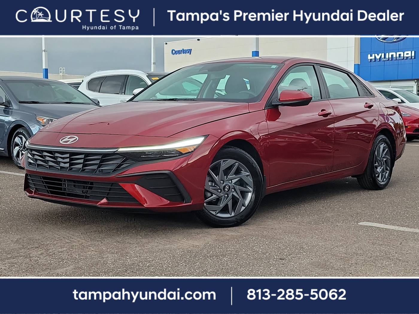 2024 Hyundai Elantra Hybrid Blue — Sedan — 6,228 mi — Tampa, FL