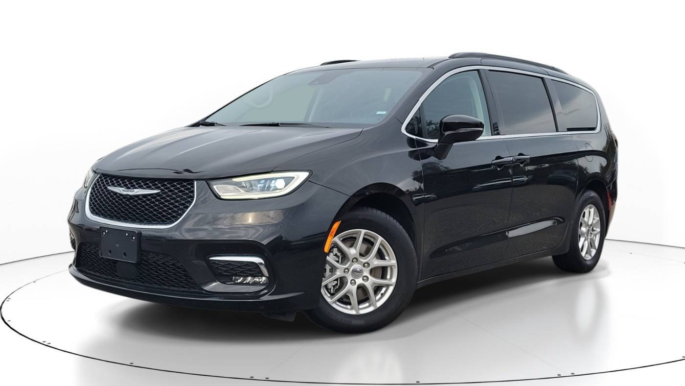 2022 Chrysler Pacifica Touring L — Minivan — 73,083 mi — Tampa, FL