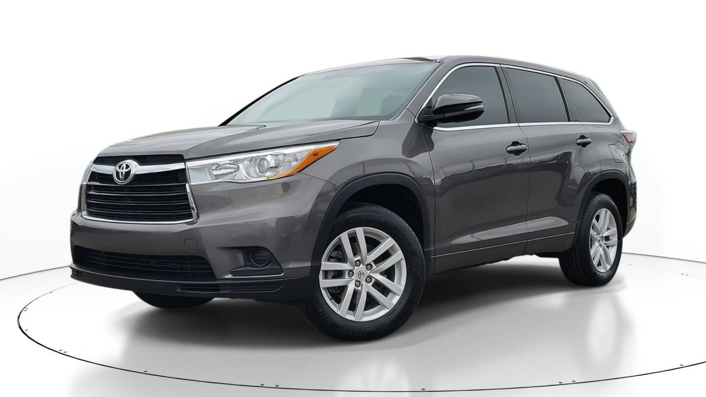 2015 Toyota Highlander LE V6 — SUV — 84,710 mi — Tampa, FL