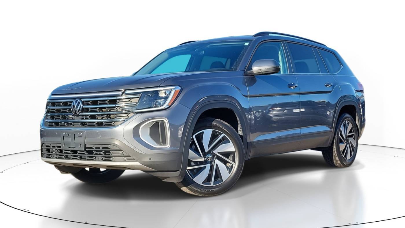 2024 Volkswagen Atlas SE with Technology — SUV — 32,056 mi — Tampa, FL