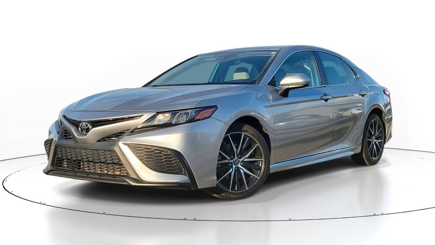 2021 Toyota Camry SE — Sedan — 65,175 mi — Tampa, FL