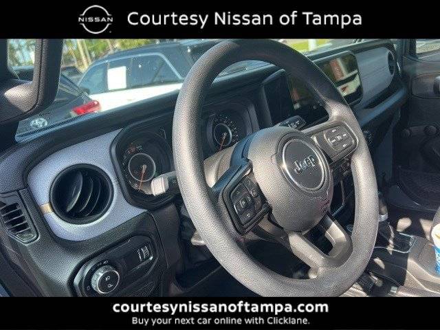 2024 Jeep Gladiator Sport — Pickup Truck — 6,600 mi — Tampa, FL