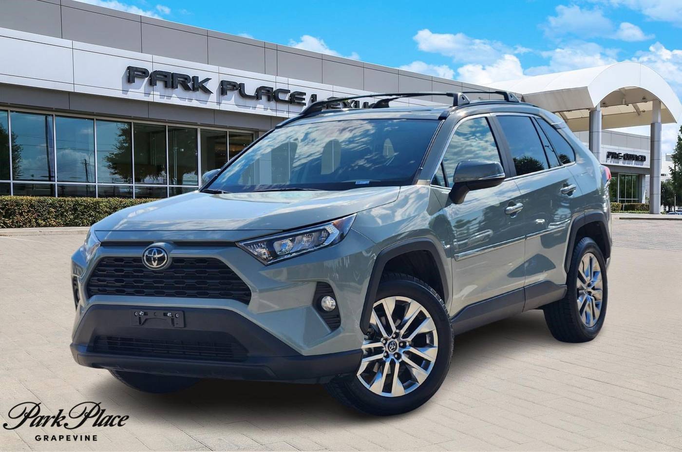 2020 Toyota RAV4 XLE Premium — SUV — 92,762 mi — Grapevine, TX