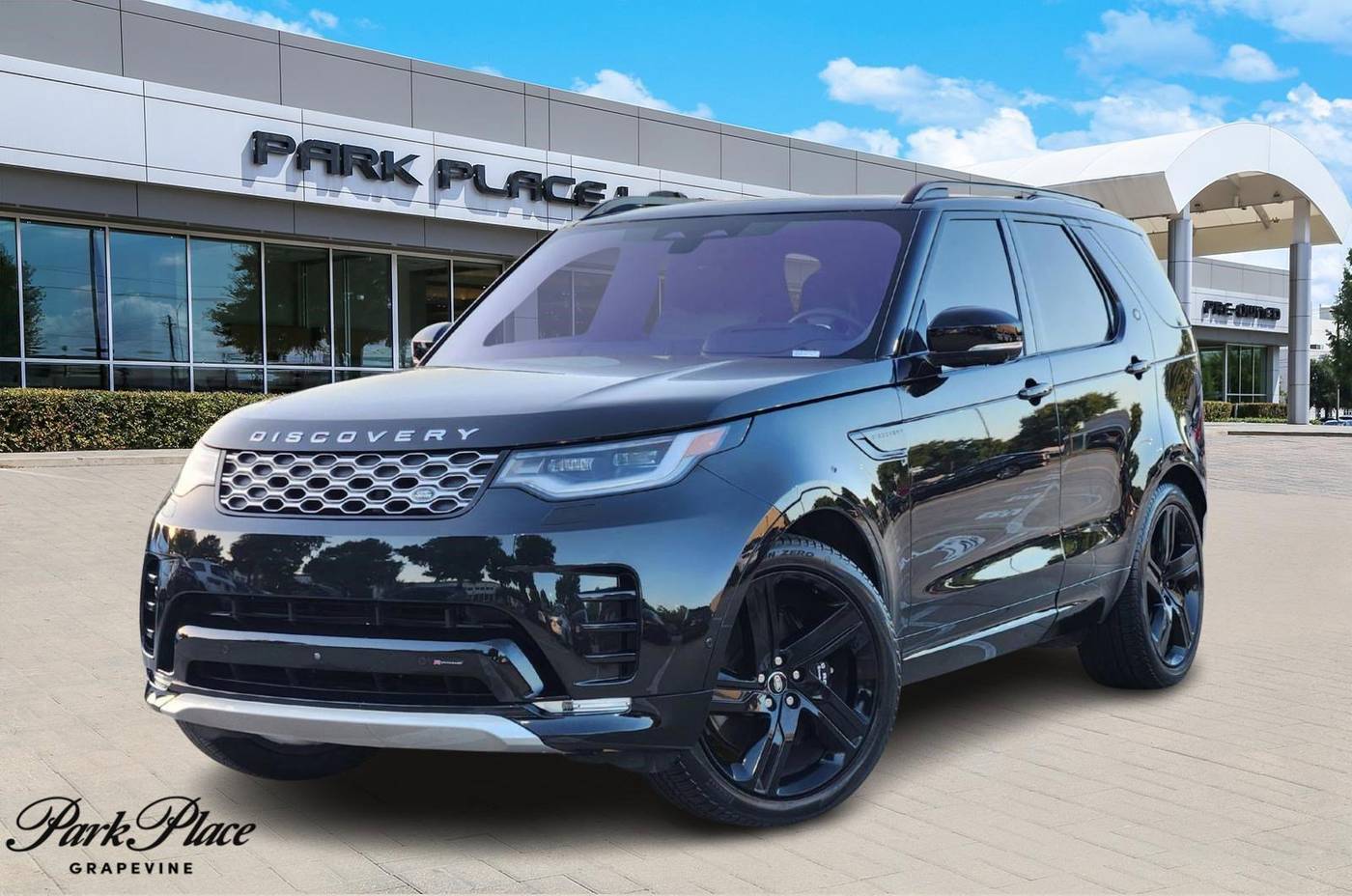 2023 Land Rover Discovery Metropolitan Edition — SUV — 24,662 mi — Grapevine, TX