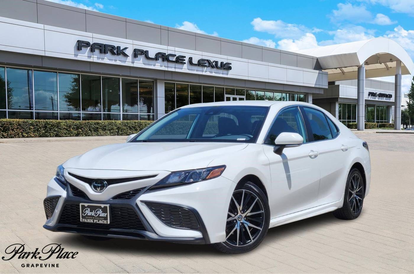 2022 Toyota Camry SE — Sedan — 65,451 mi — Grapevine, TX