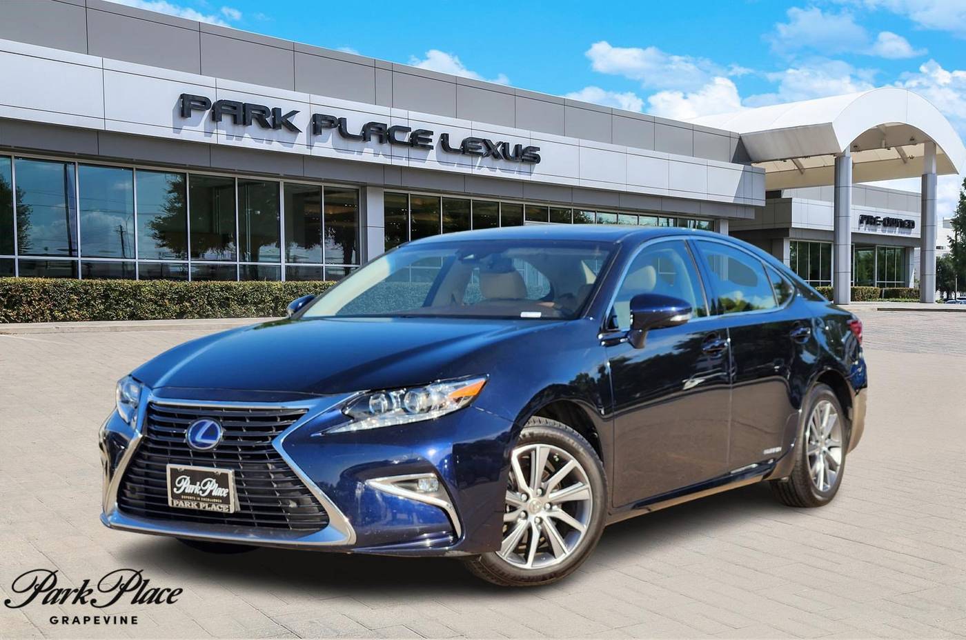 2017 Lexus ES ES 300h — Sedan — 95,595 mi — Grapevine, TX