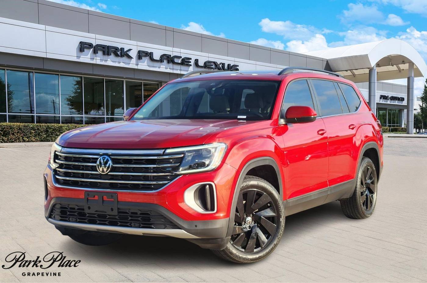 2024 Volkswagen Atlas SE with Technology — SUV — 8,897 mi — Grapevine, TX