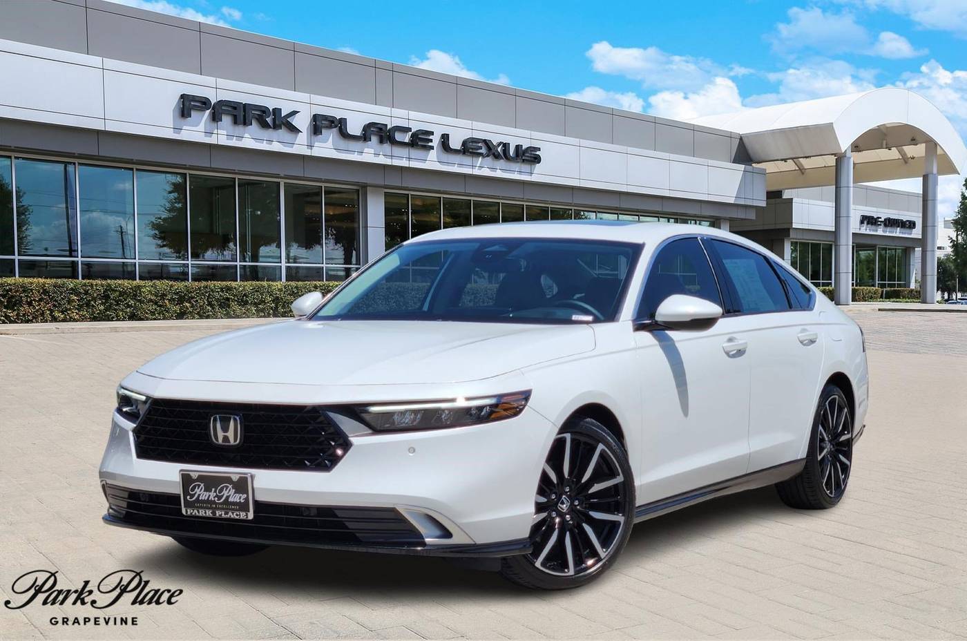 2024 Honda Accord Hybrid Touring — Sedan — 11,287 mi — Grapevine, TX